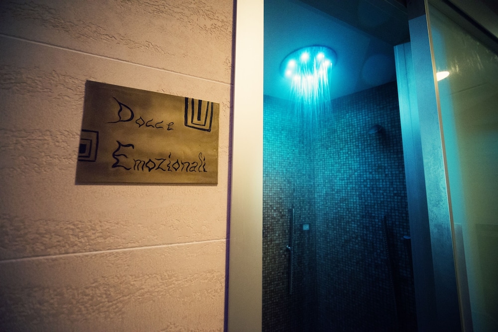 'A NUCIARA PARK HOTEL & WELLNESS CENTER 16/40