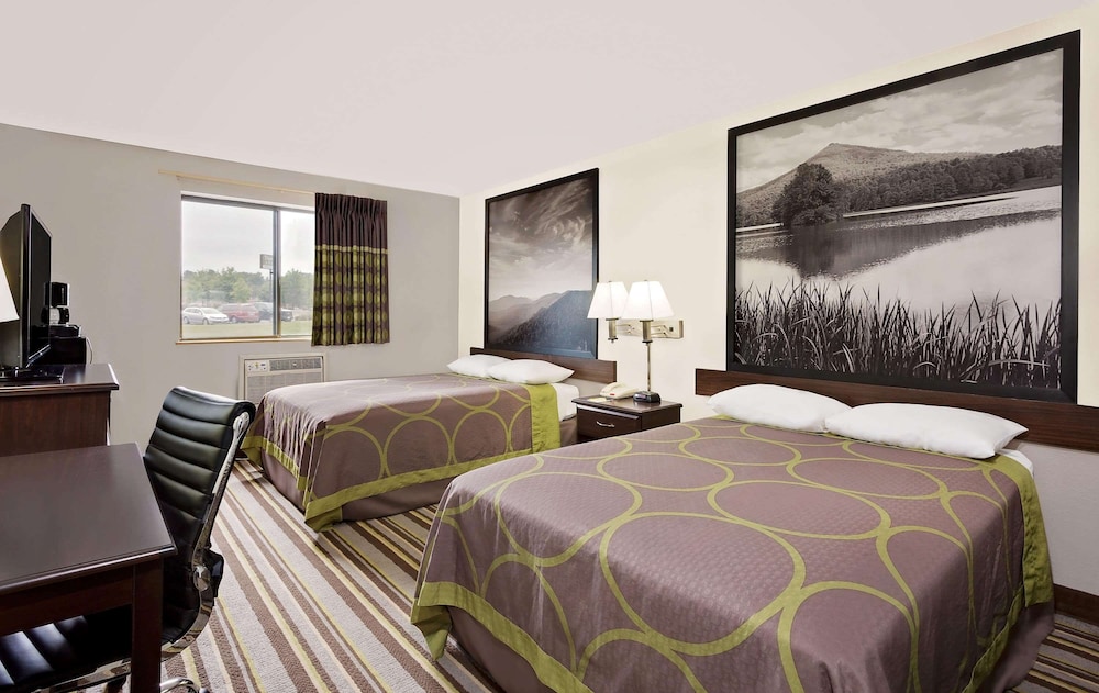 Super 8 by Wyndham Waynesboro 7/36
