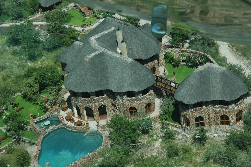 Aha Eagle Tented Lodge & Spa Etosha 44/56