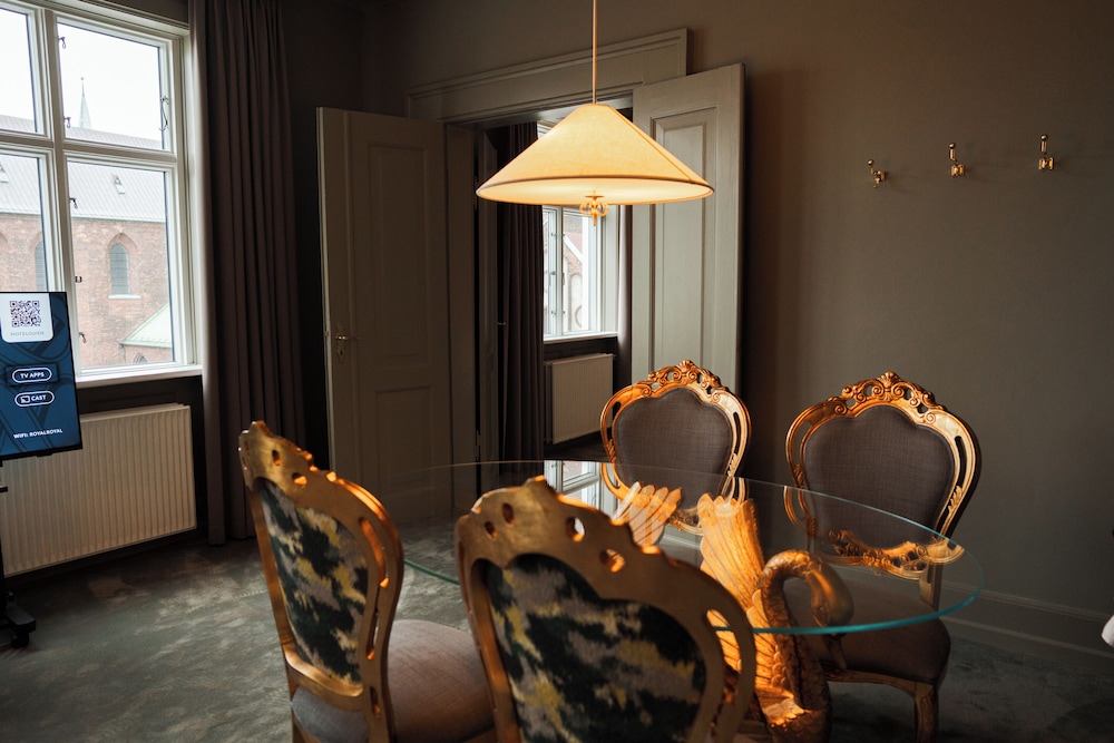 Hotel Royal 41/66