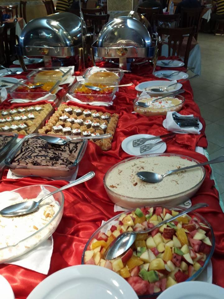 restaurant cafeteria
