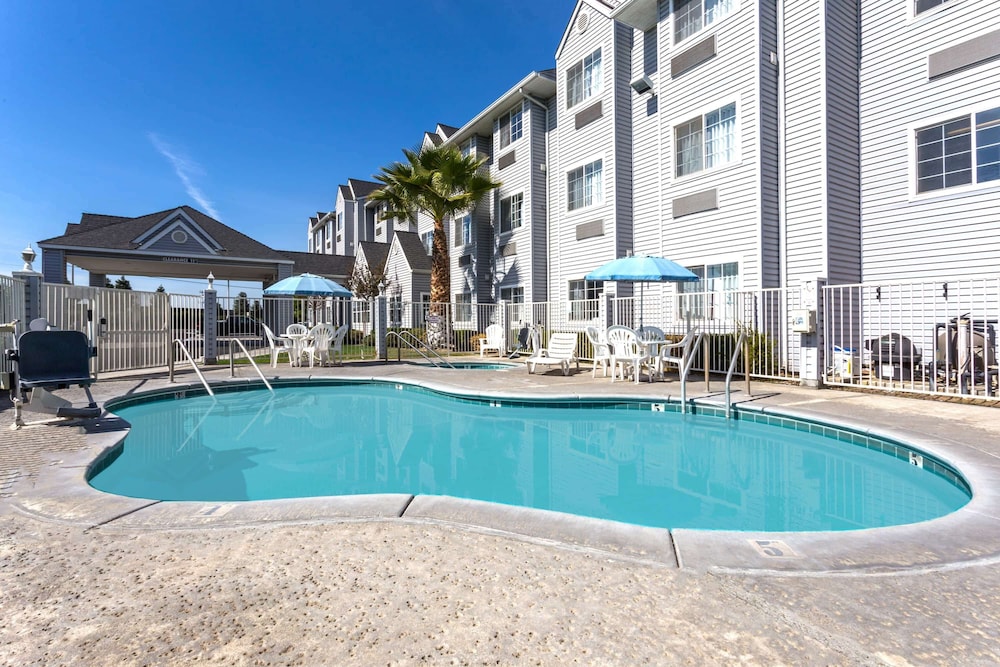 Microtel Inn And Suites Modesto Ceres 18/23