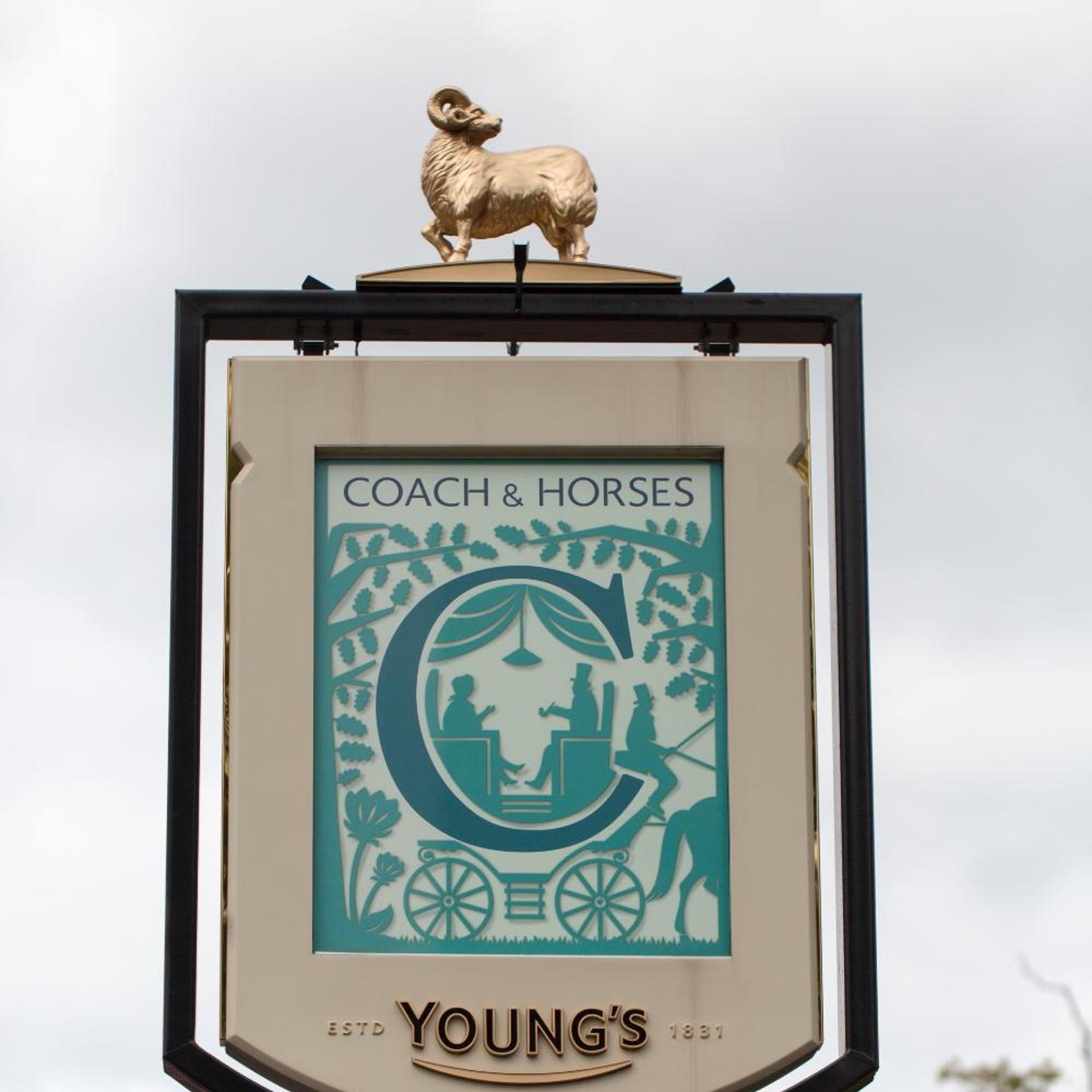 Coach & Horses Hotel 2/49