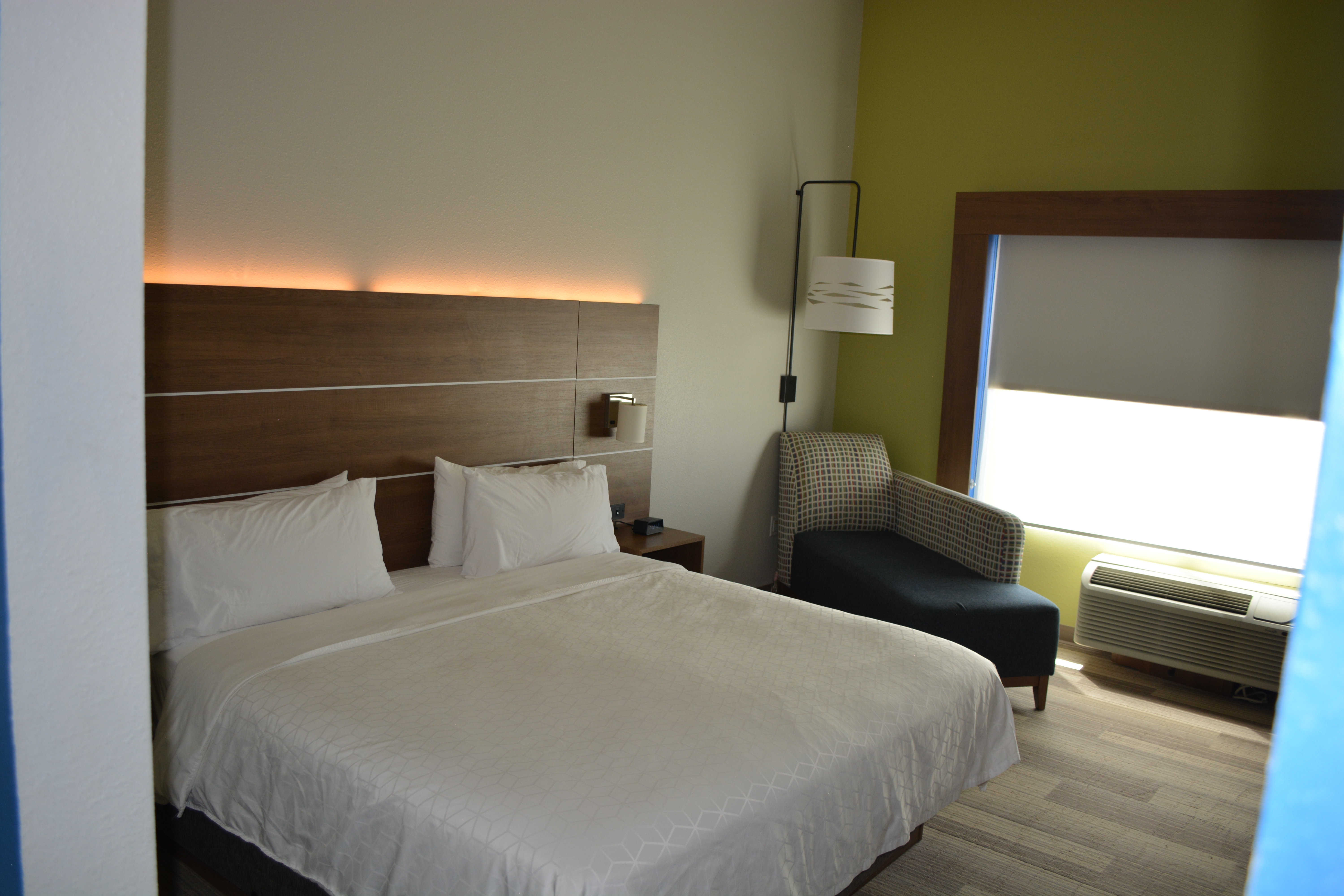 Leisure, King Bed