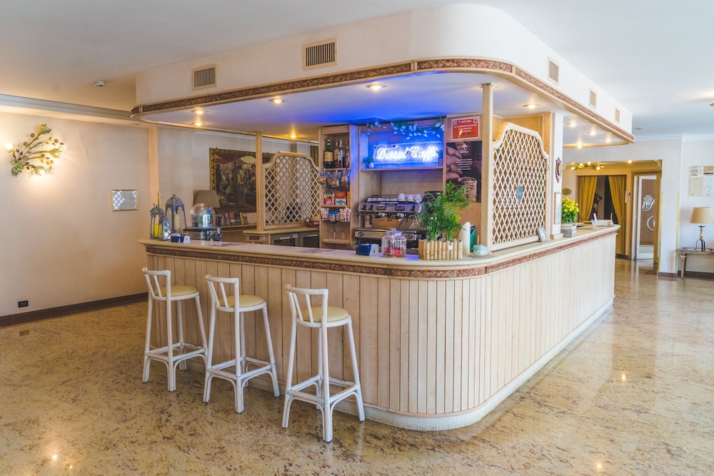 Hotel Sole 18/66