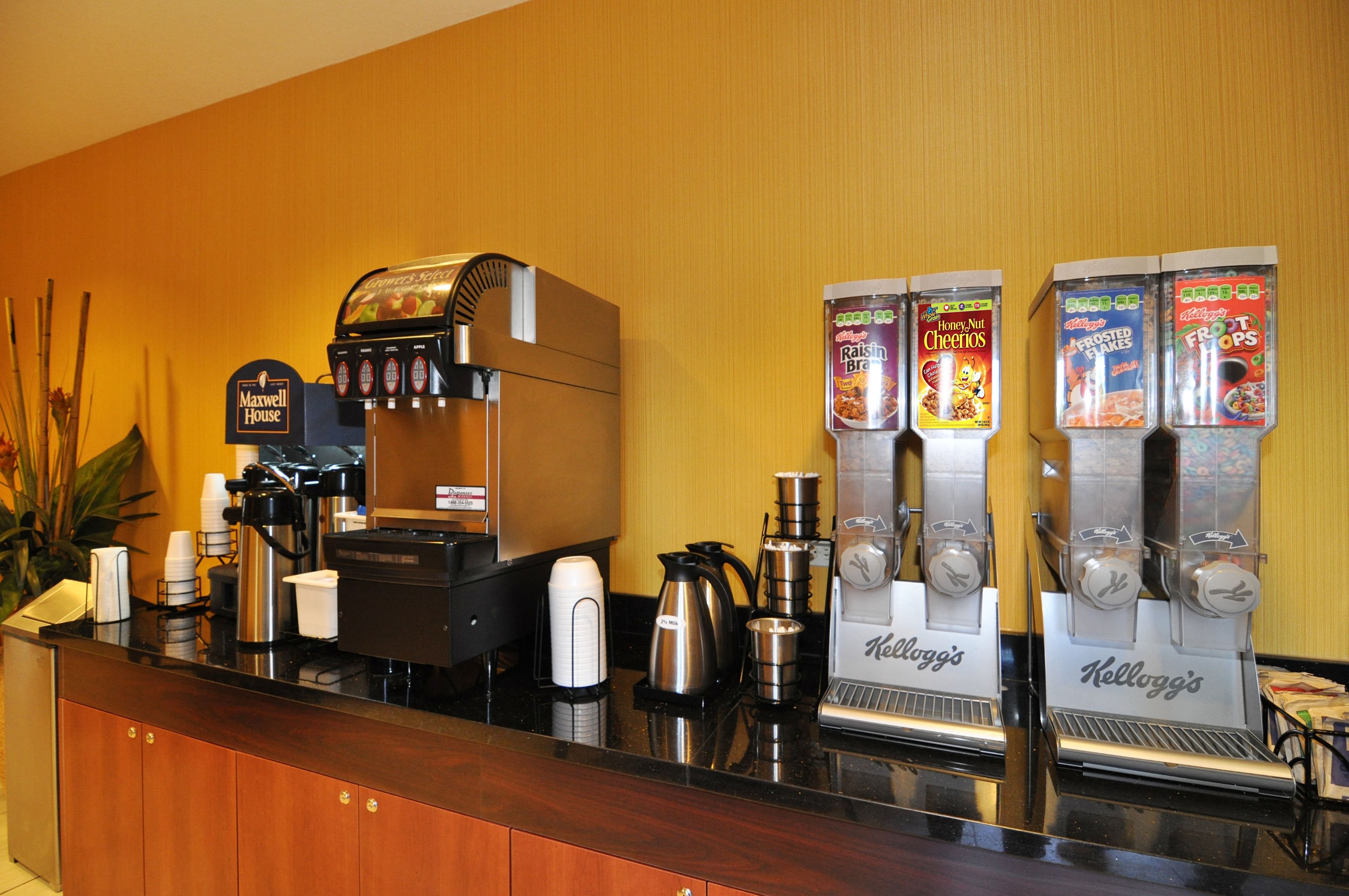 Best Western Plus Fresno Inn 23/50