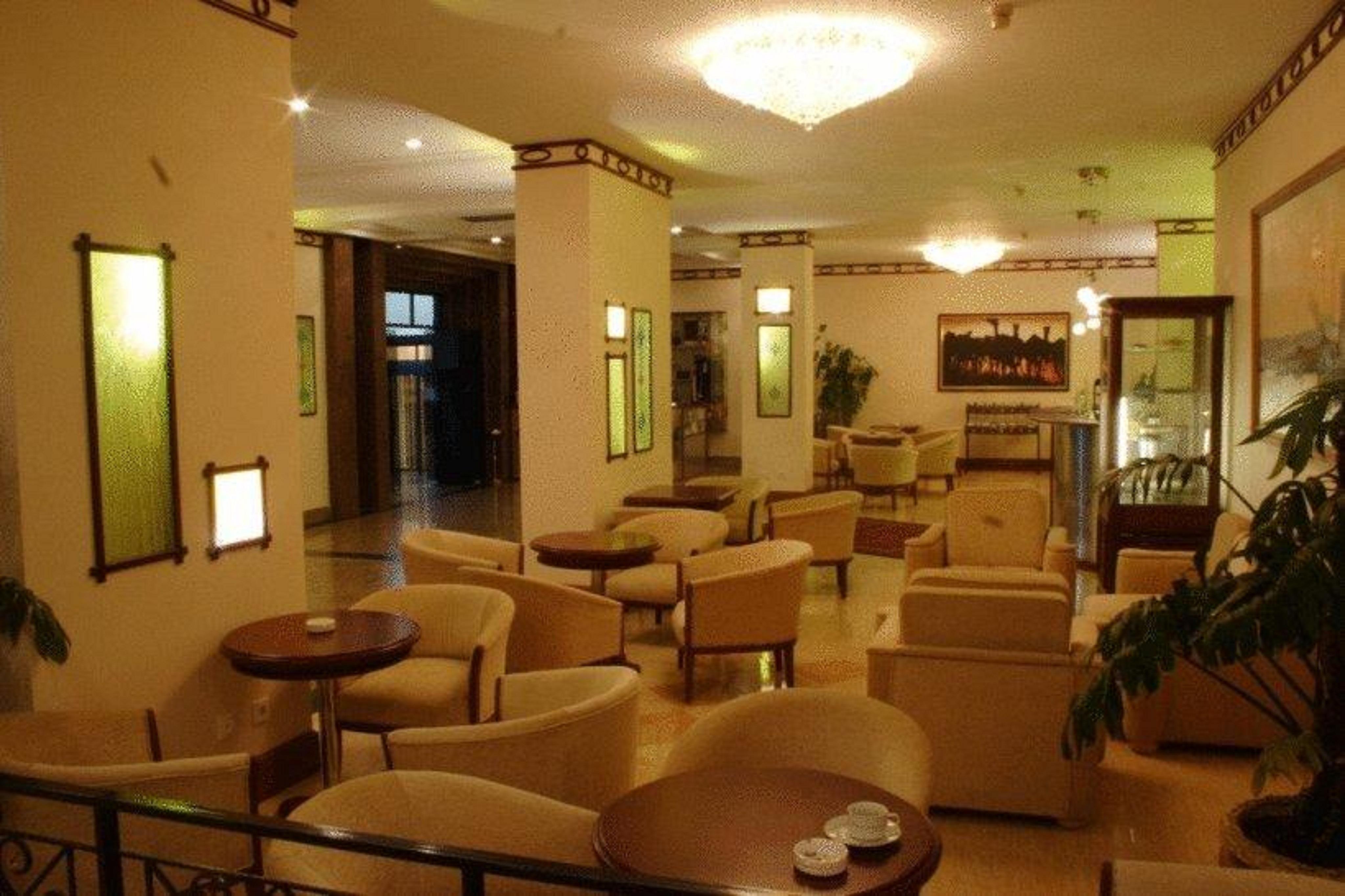 Grand Hotel Europe 45/57