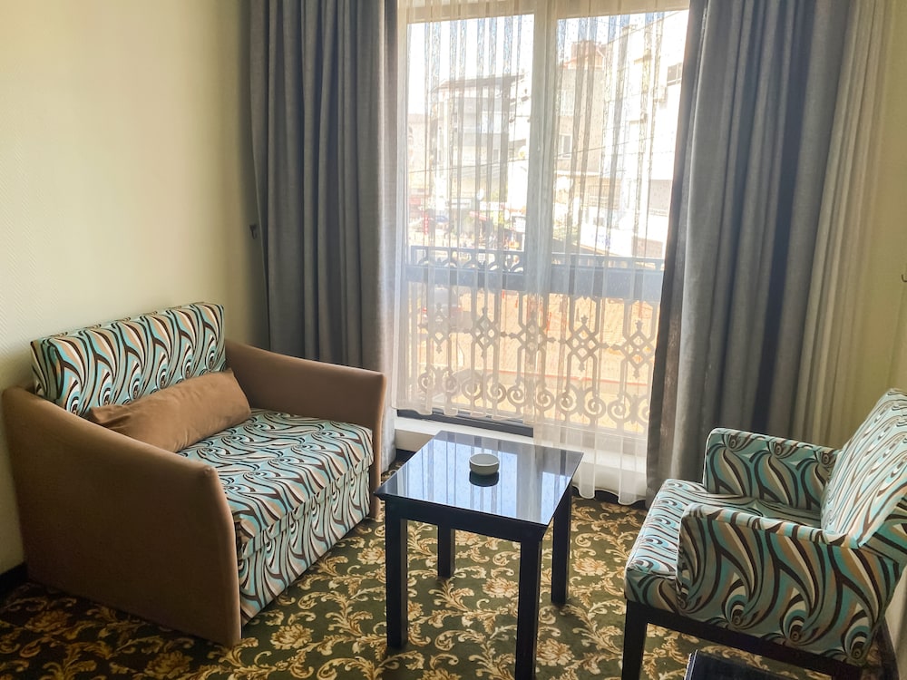 Omur Hotel 33/50
