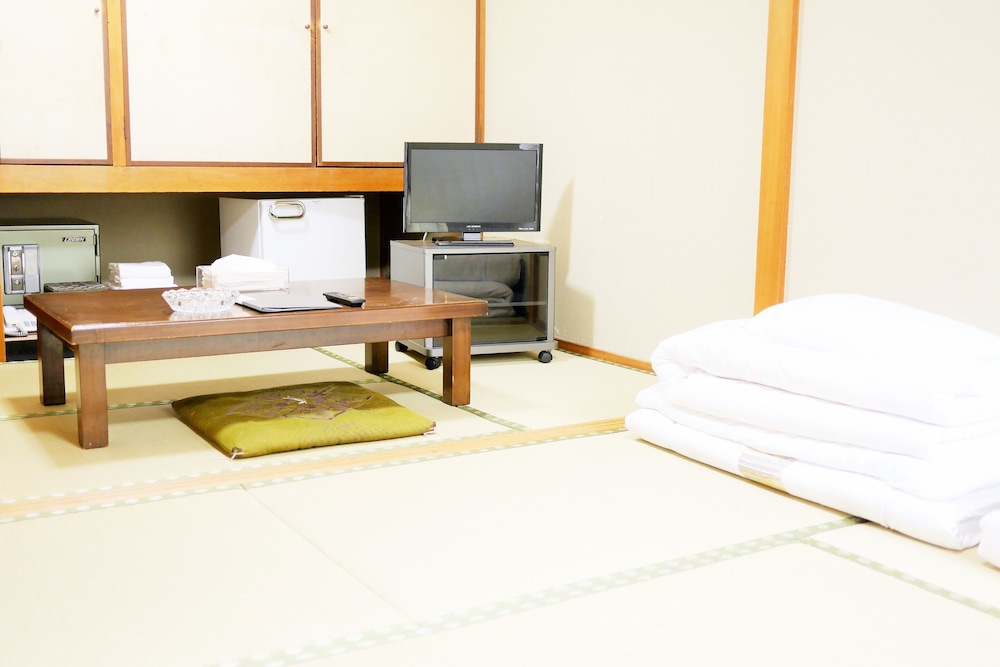 Hiroshima Peace Hotel Hostel 42/50