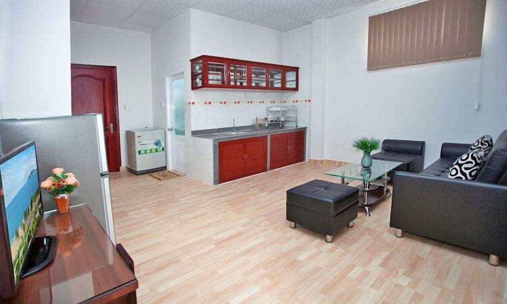 White Swan Apartment 15/20