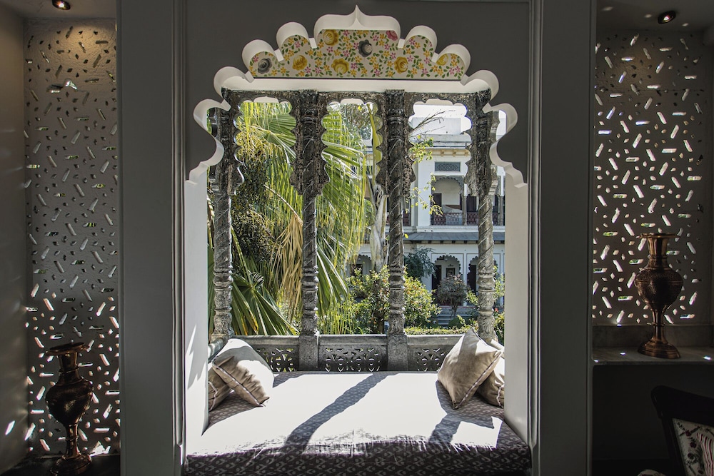HOTEL RANGNIWAS PALACE 23/52