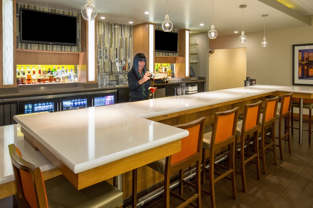 Holiday Inn Portland Airport i 205 28/48