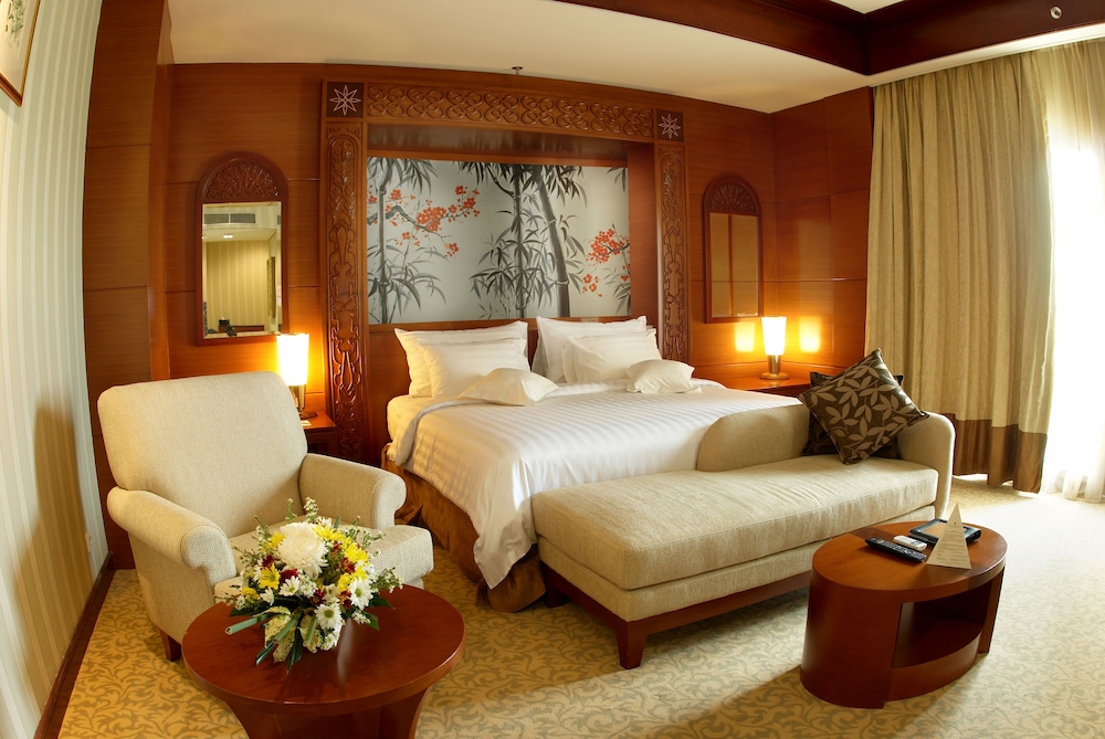 Labersa Grand Hotel And Convention Center 28/48