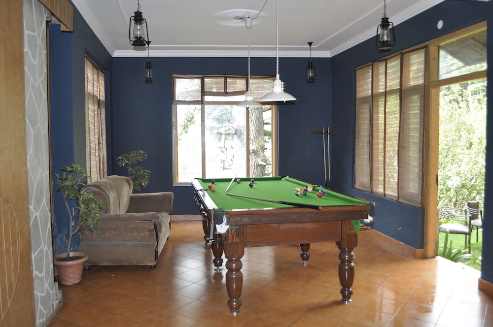 HERITAGE VILLAGE RESORT 50/77