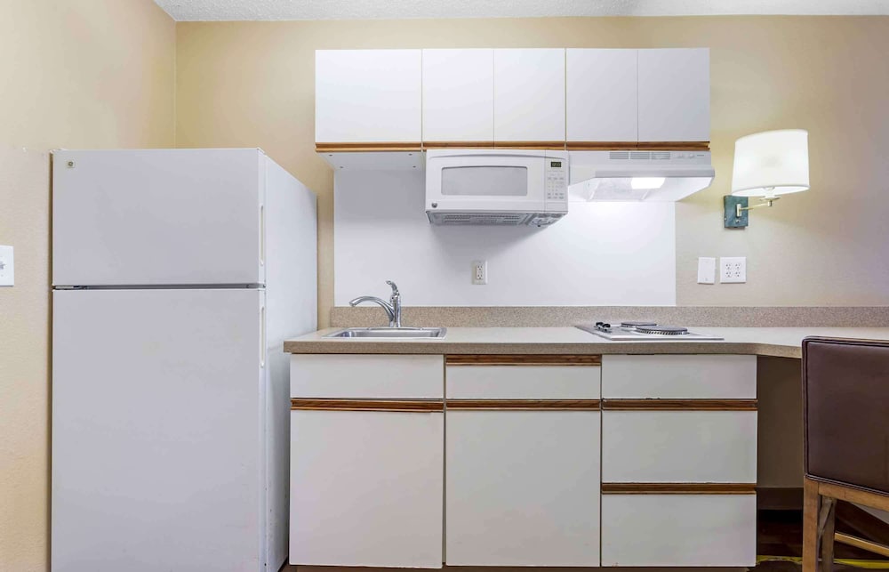 Extended Stay America Suites Houston Galleria Uptown 47/55