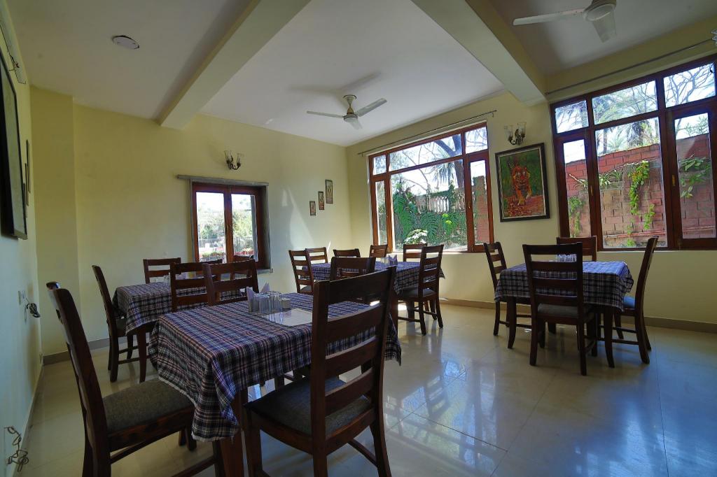 Oyo 6549 Hotel Gorbandh 37/47