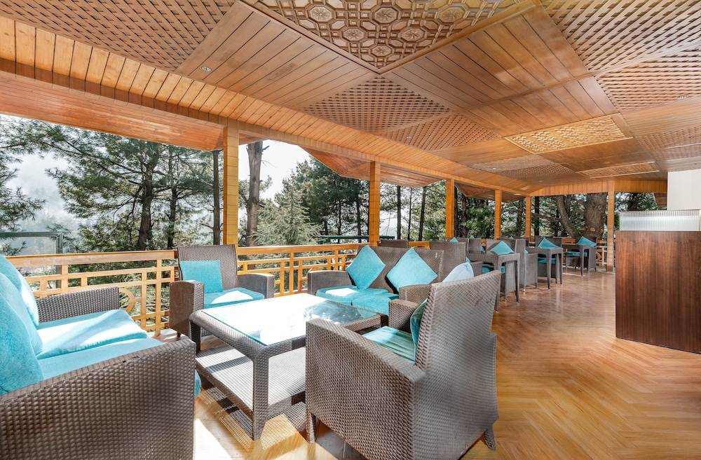 Radisson Golf Resort Pahalgam 43/61