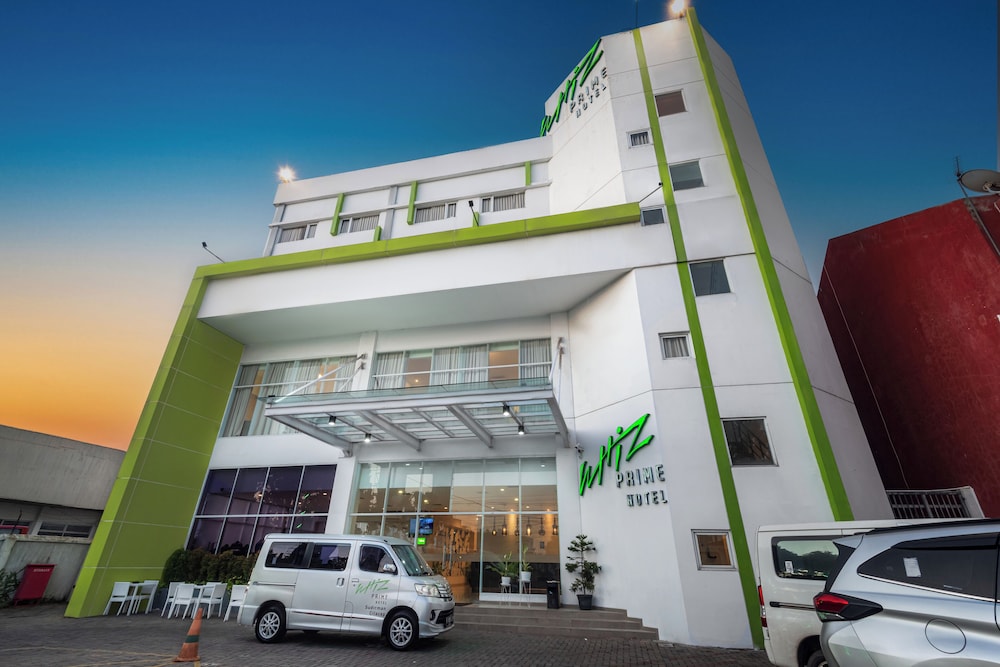 Whiz Hotel Sudirman Cilacap 3/60