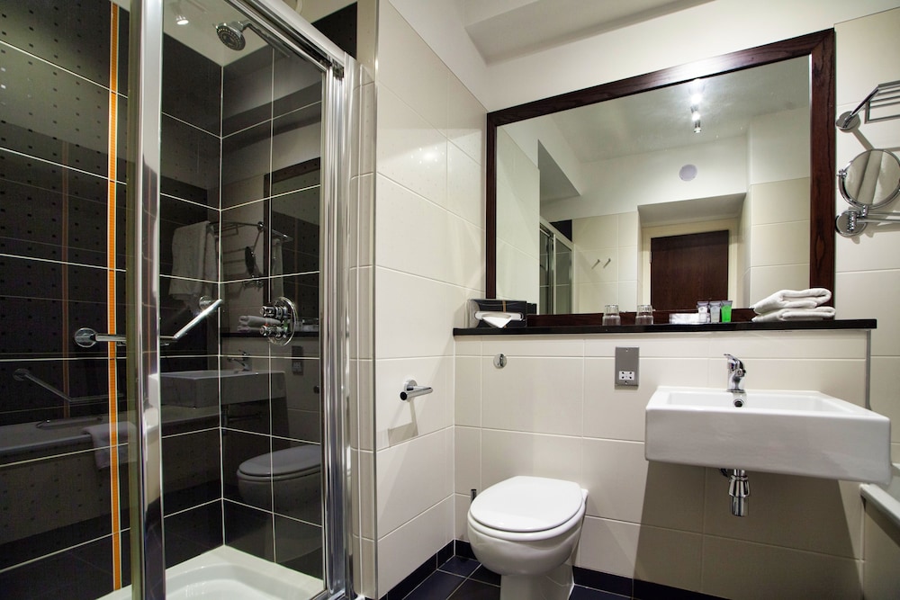 Carlton Hotel Blanchardstown 49/49