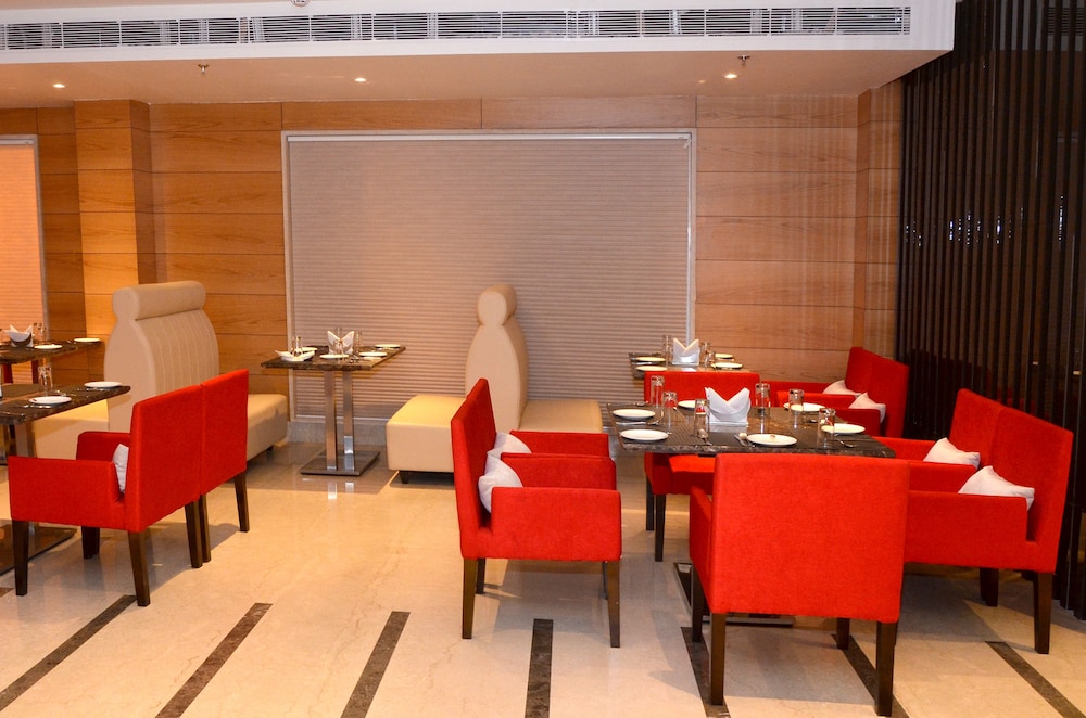 Hotel Sawera Grand 39/46
