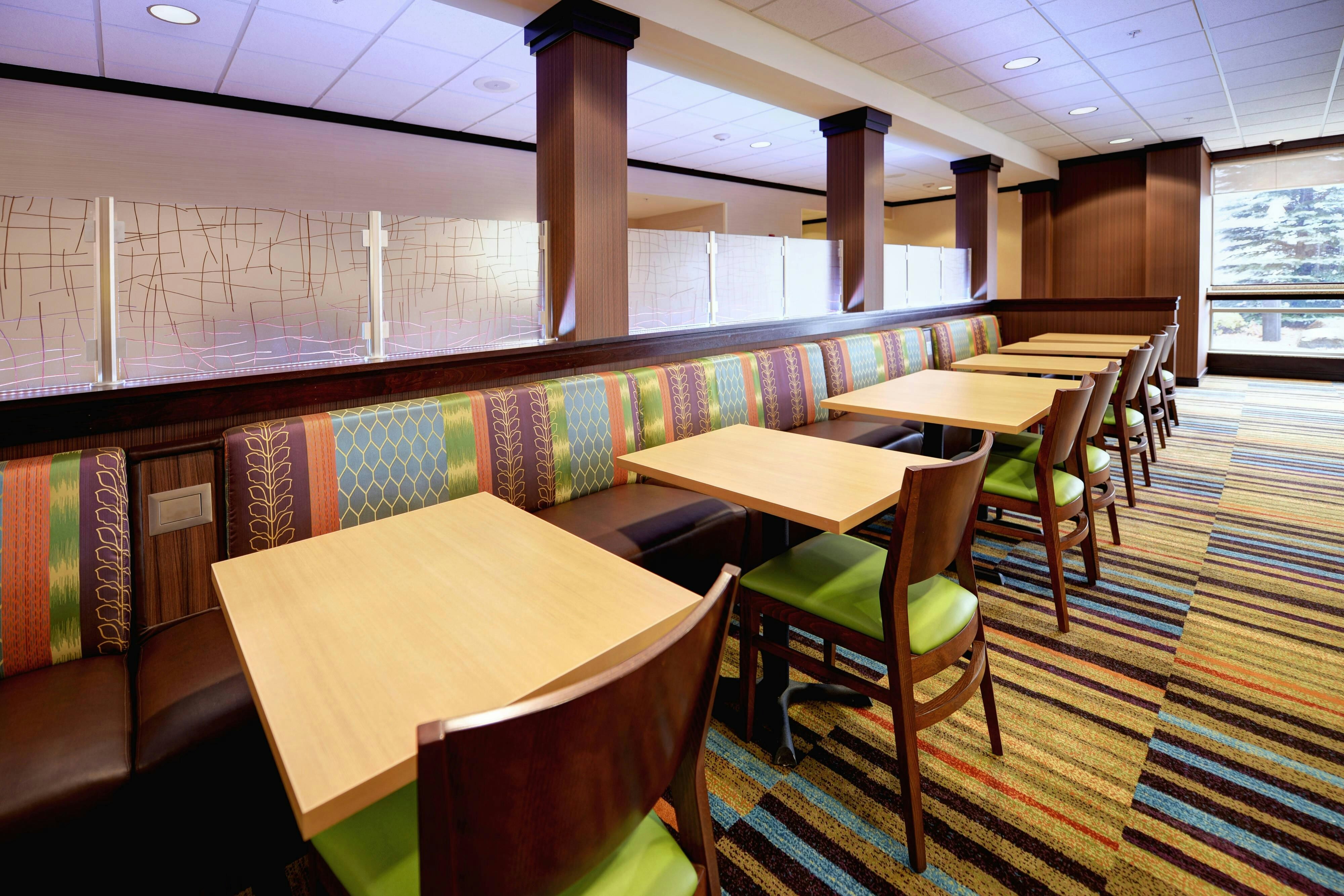 Fairfield Inn Suites Wausau 24/32