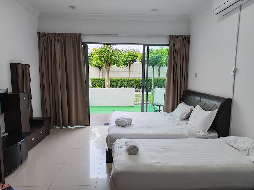 Borneo Coastal Residence @ Imago Mall 15/49