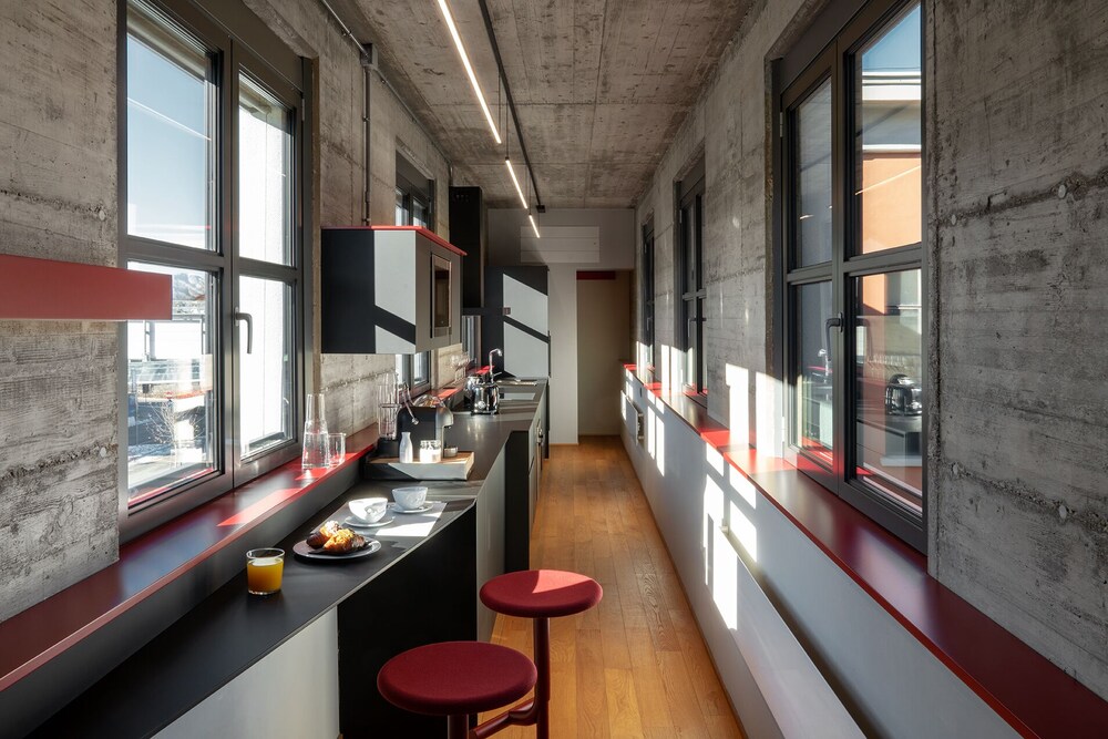 Edit Lofts 40/65