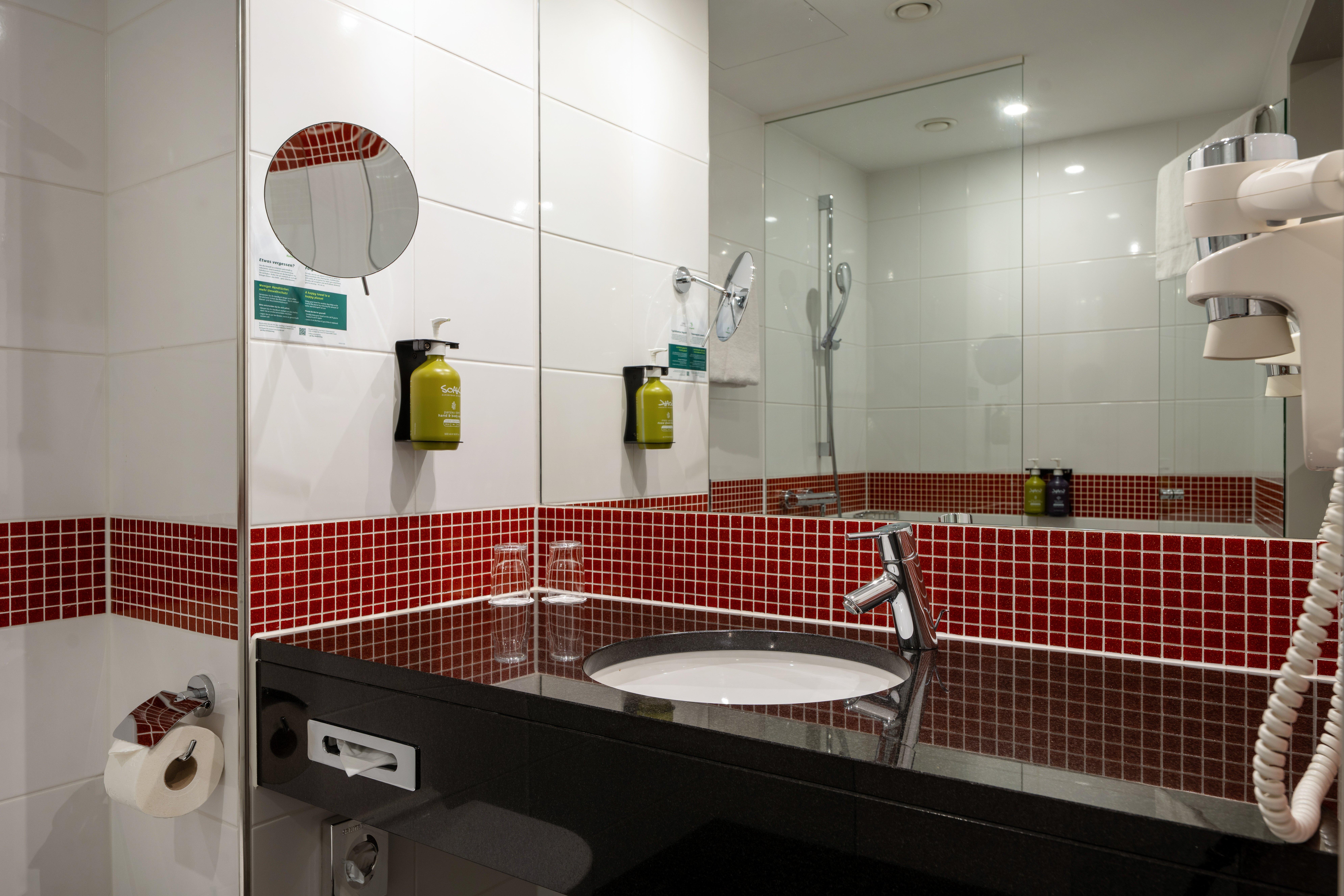 غرفة بسريرين منفصلين، Holiday Inn Munich - Westpark 6/7