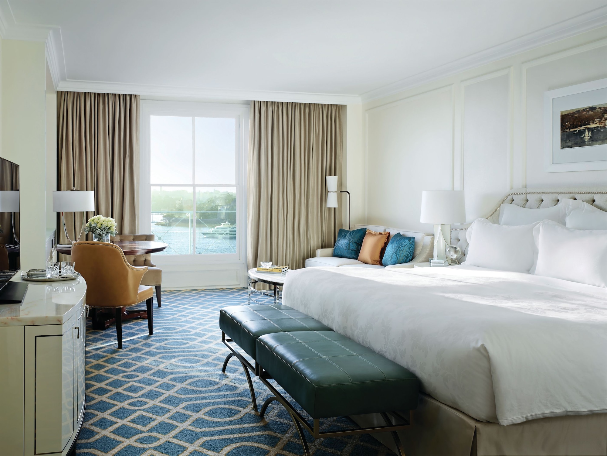 Harbor, Deluxe, King Bed