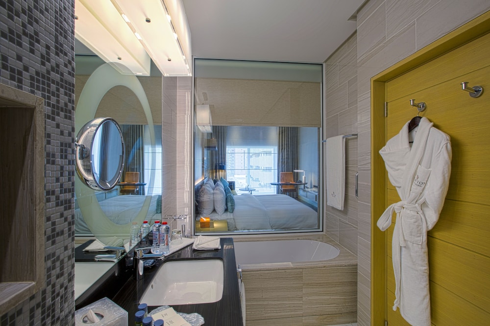 Grayton Hotel Dubai 52/66