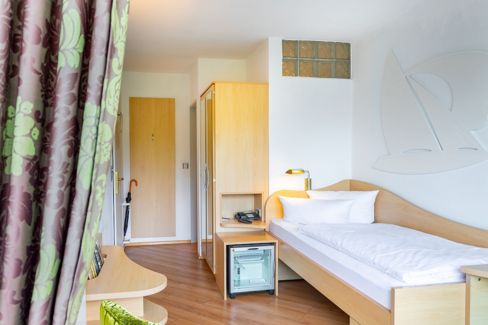Seehotel Fahrhaus 14/36