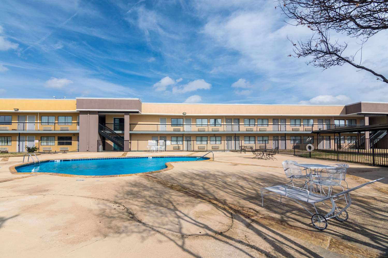 Rodeway Inn Arlington Entertainment District Area 40/41