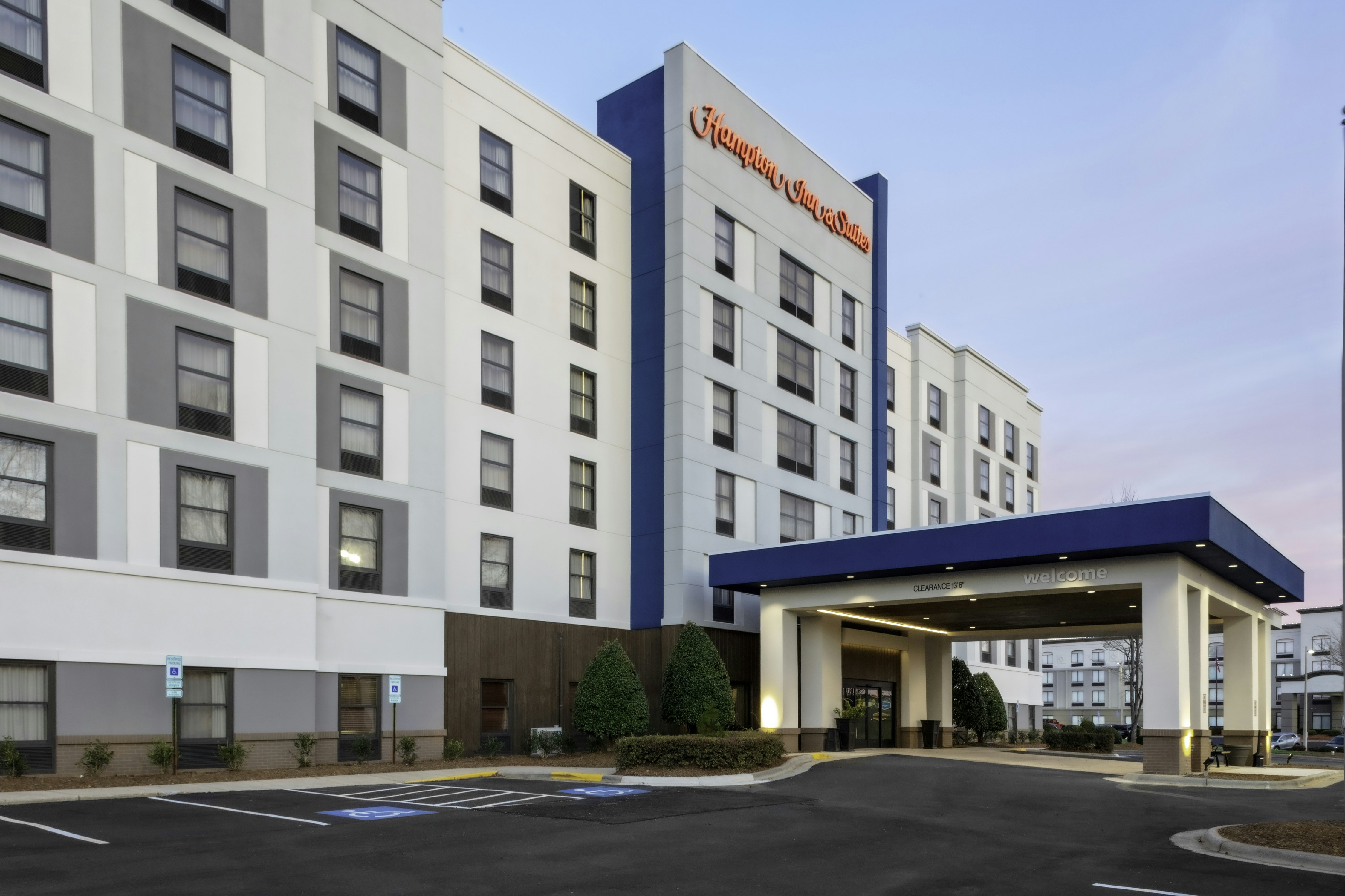 Hampton Inn & Suites Concord/Charlotte 55/57