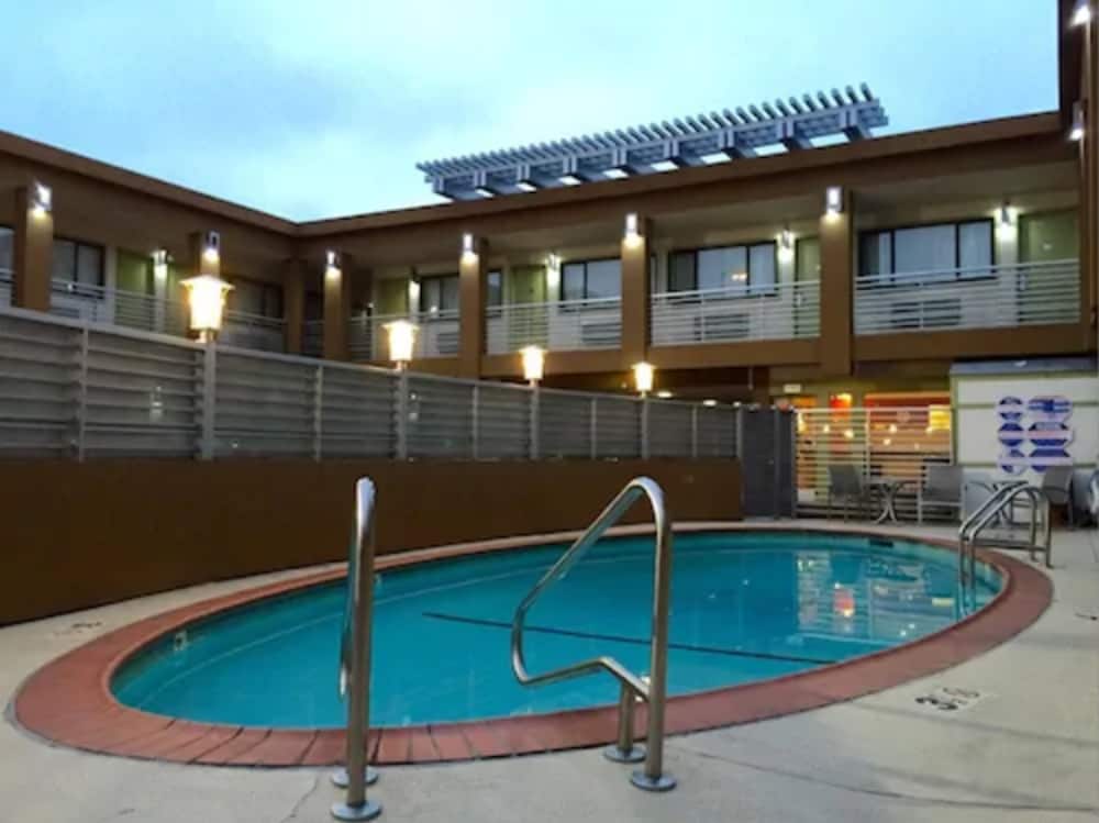 Best Western Civic Center Motor Inn 6/30