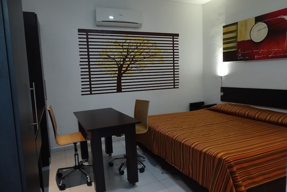 Aparthotel Siete 32 14/40