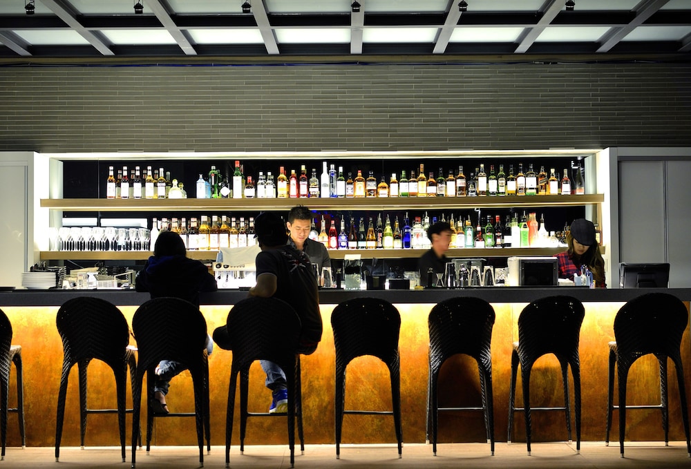 Tsun Huang Hotel 54/62