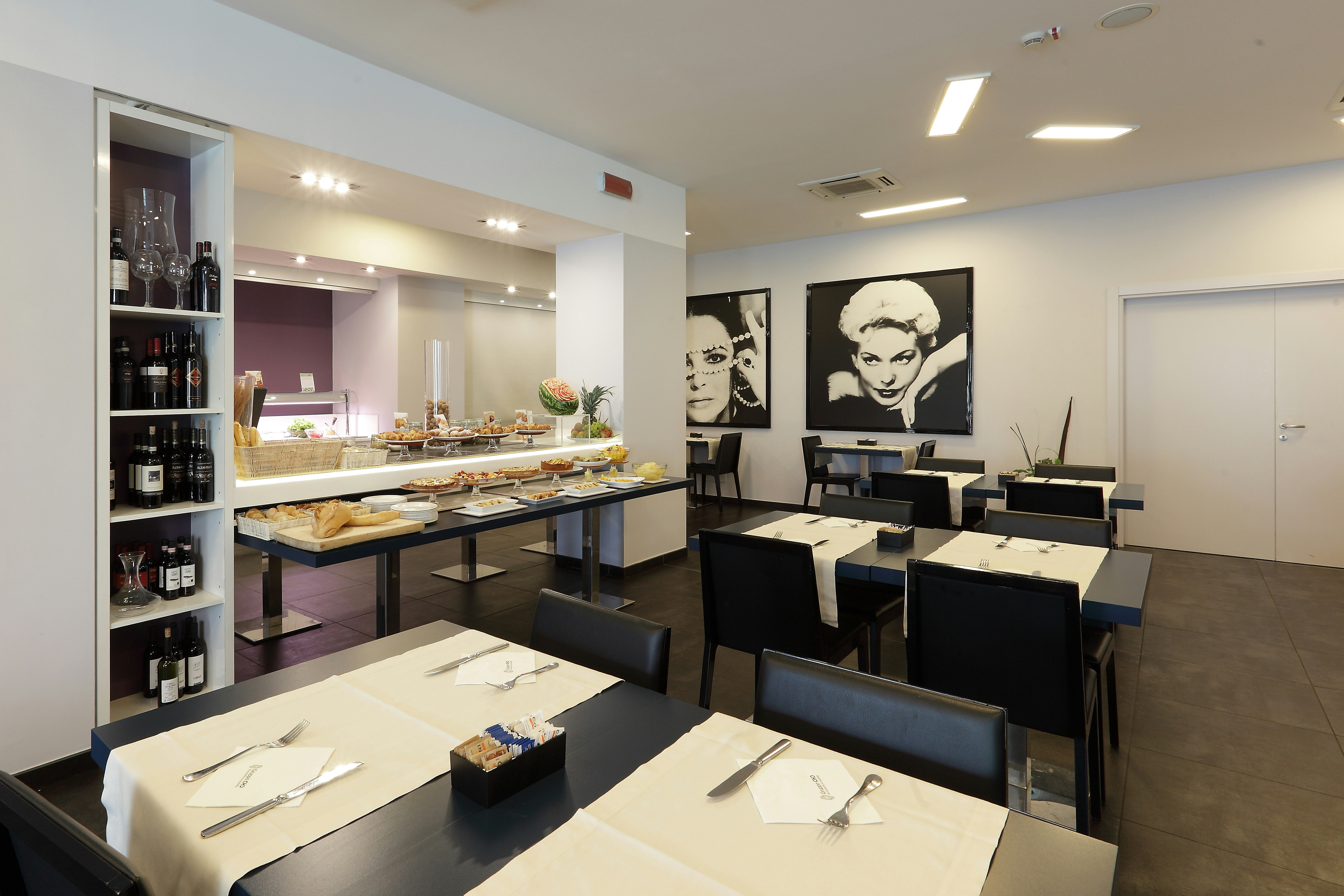 Holiday Inn Milan Nord Zara 46/66