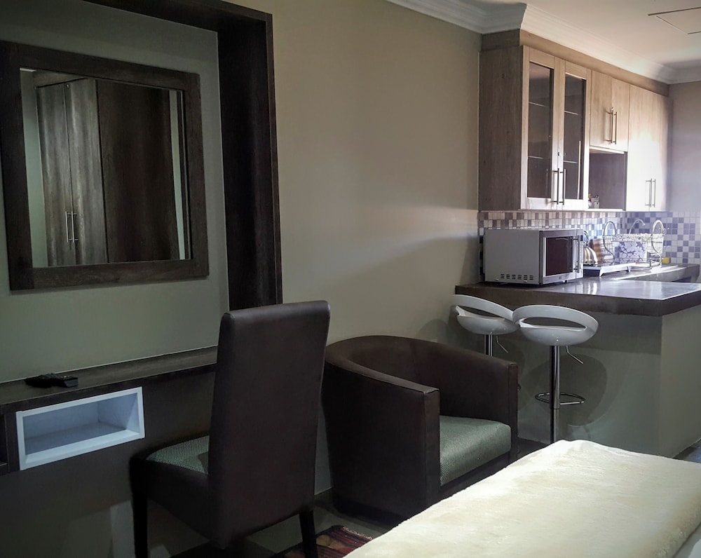 Sangiro Game Lodge 28/50