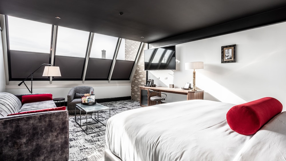 Bottleworks Hotel 17/70
