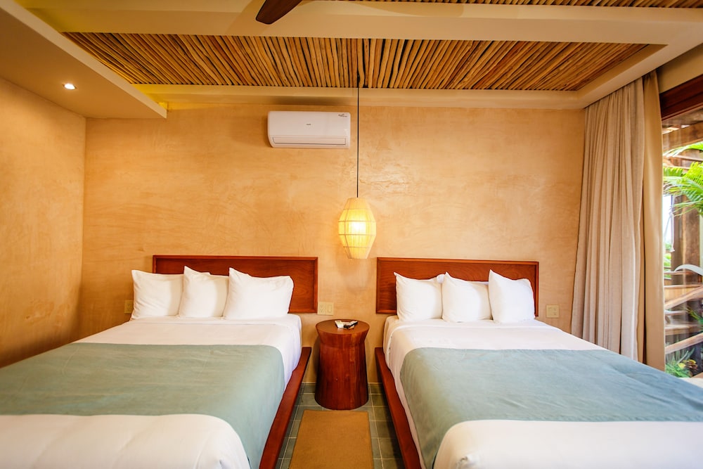 Hotel Carolina Bacalar 8/39