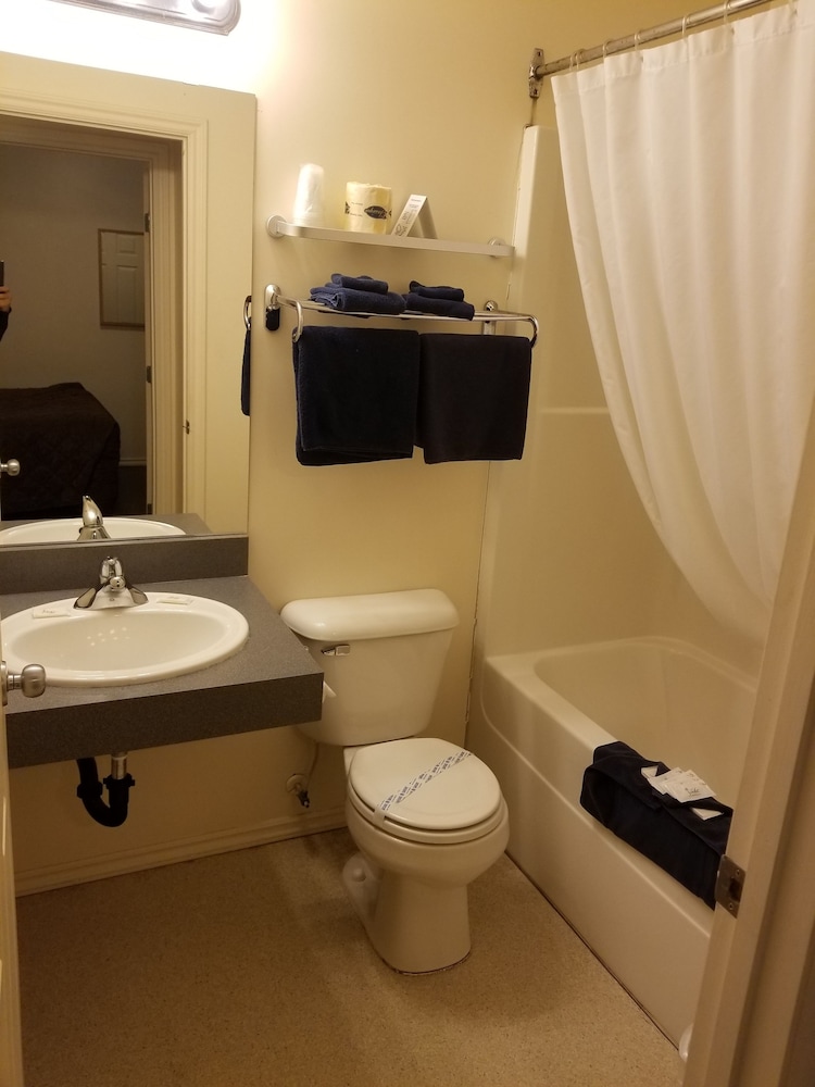 Canadas Best Value Inn Fort St John 20/21