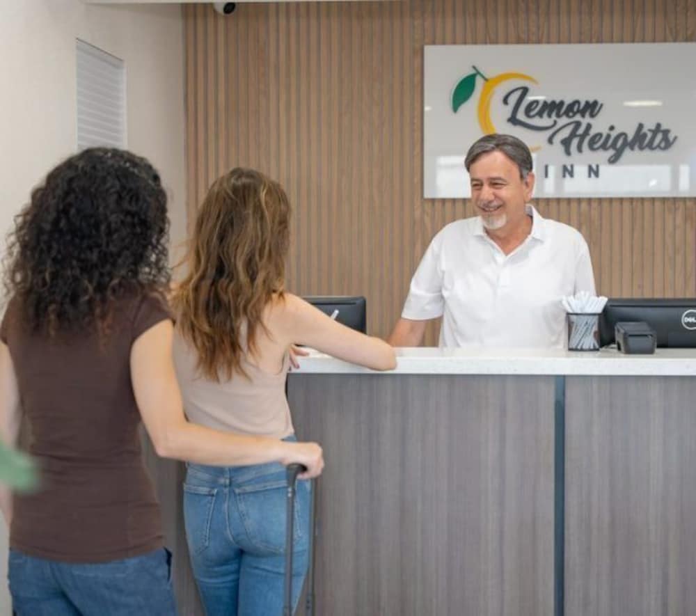 Lemon Heights Inn 13/58