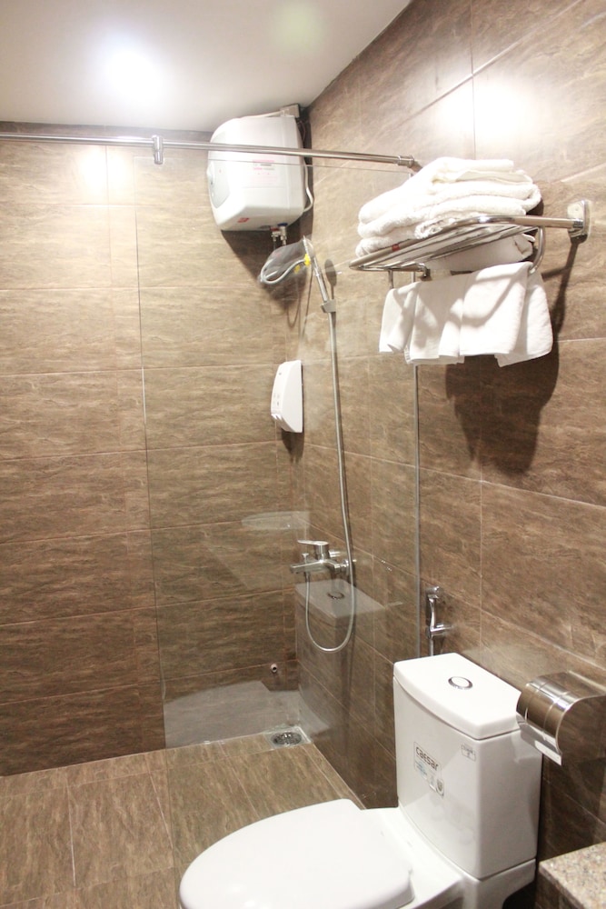 Ly Ky Hotel 2 31/32