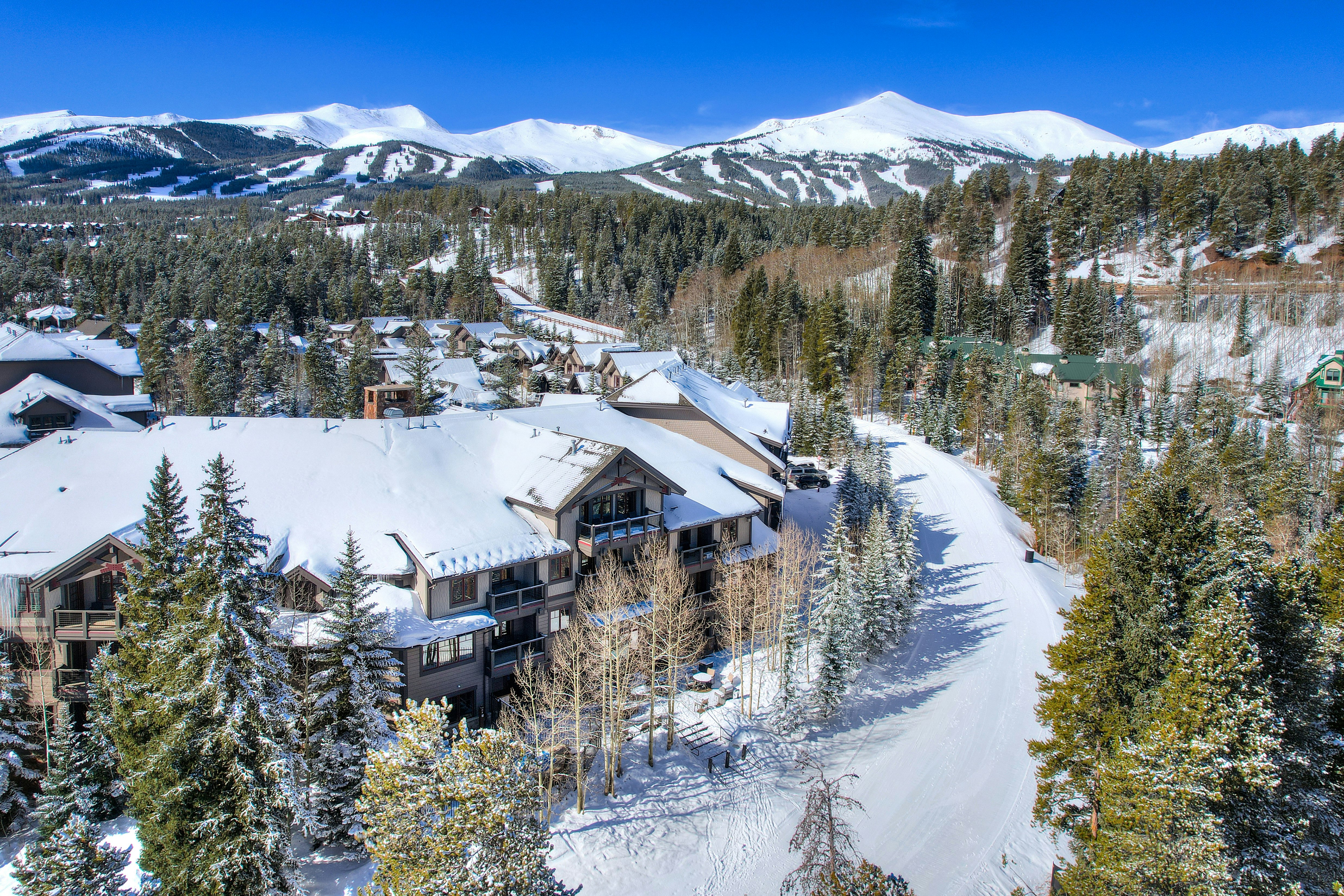 Mountain Thunder Lodge 71/80