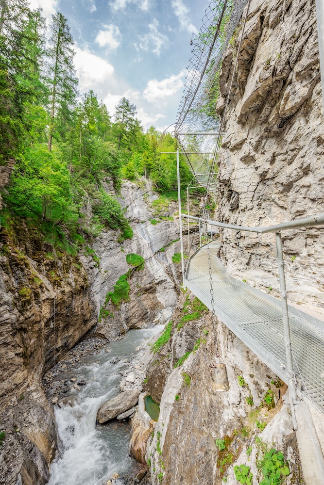 Le Bristol Leukerbad 16/50