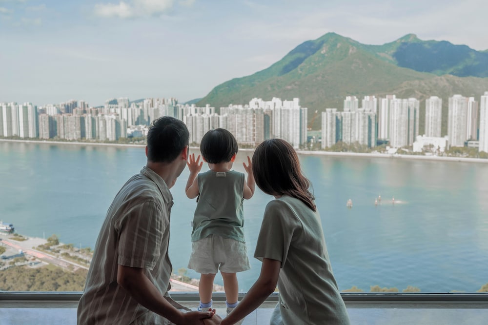 HYATT REGENCY HONG KONG SHA TIN 68/69