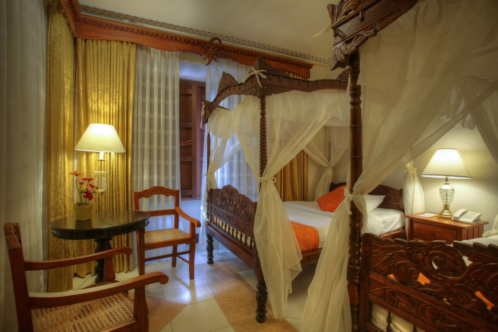 Hotel Felicidad 38/69