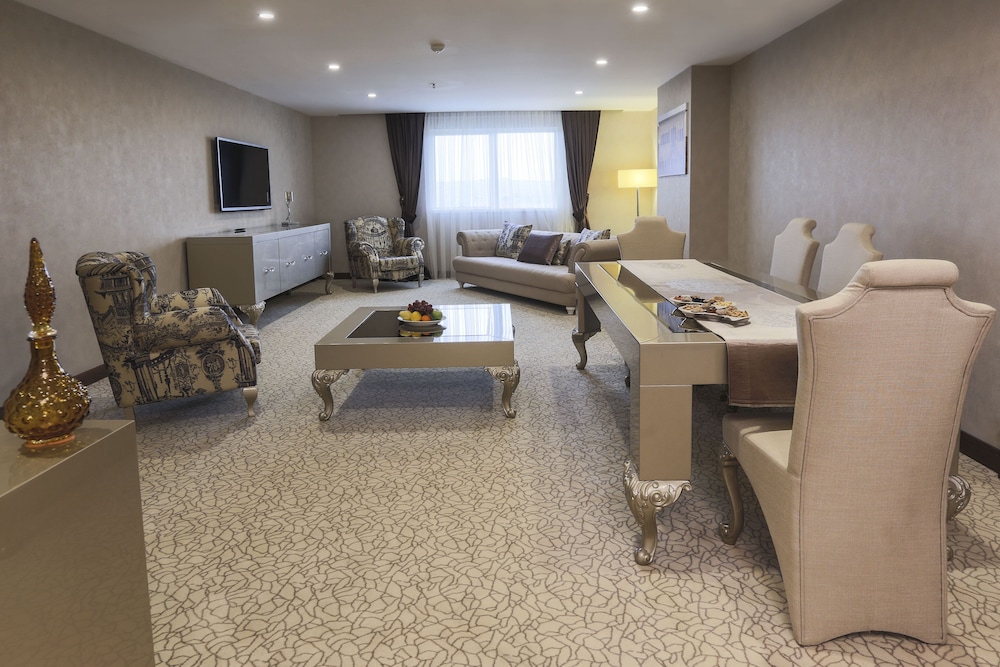 Nevali Hotel 33/50