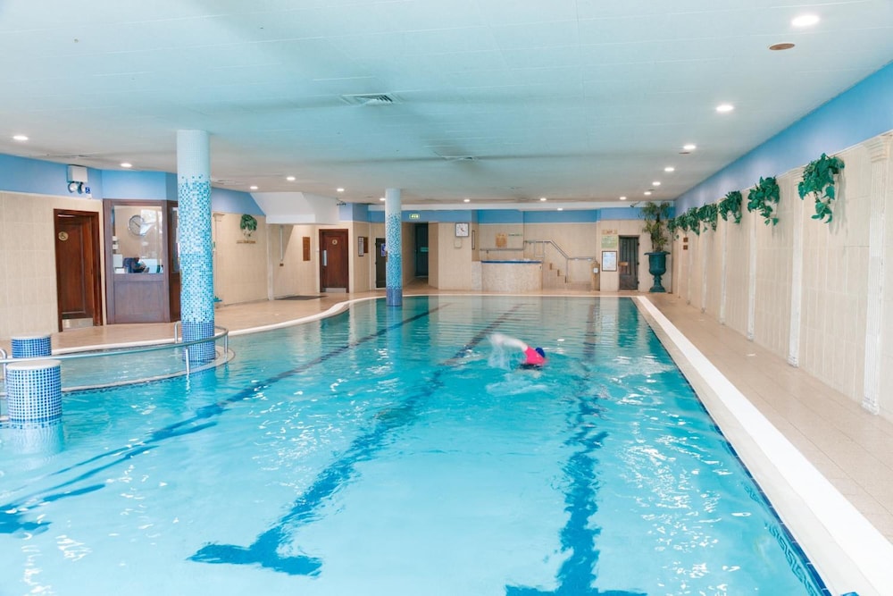 Hibernian Hotel Leisure Centre 16/52