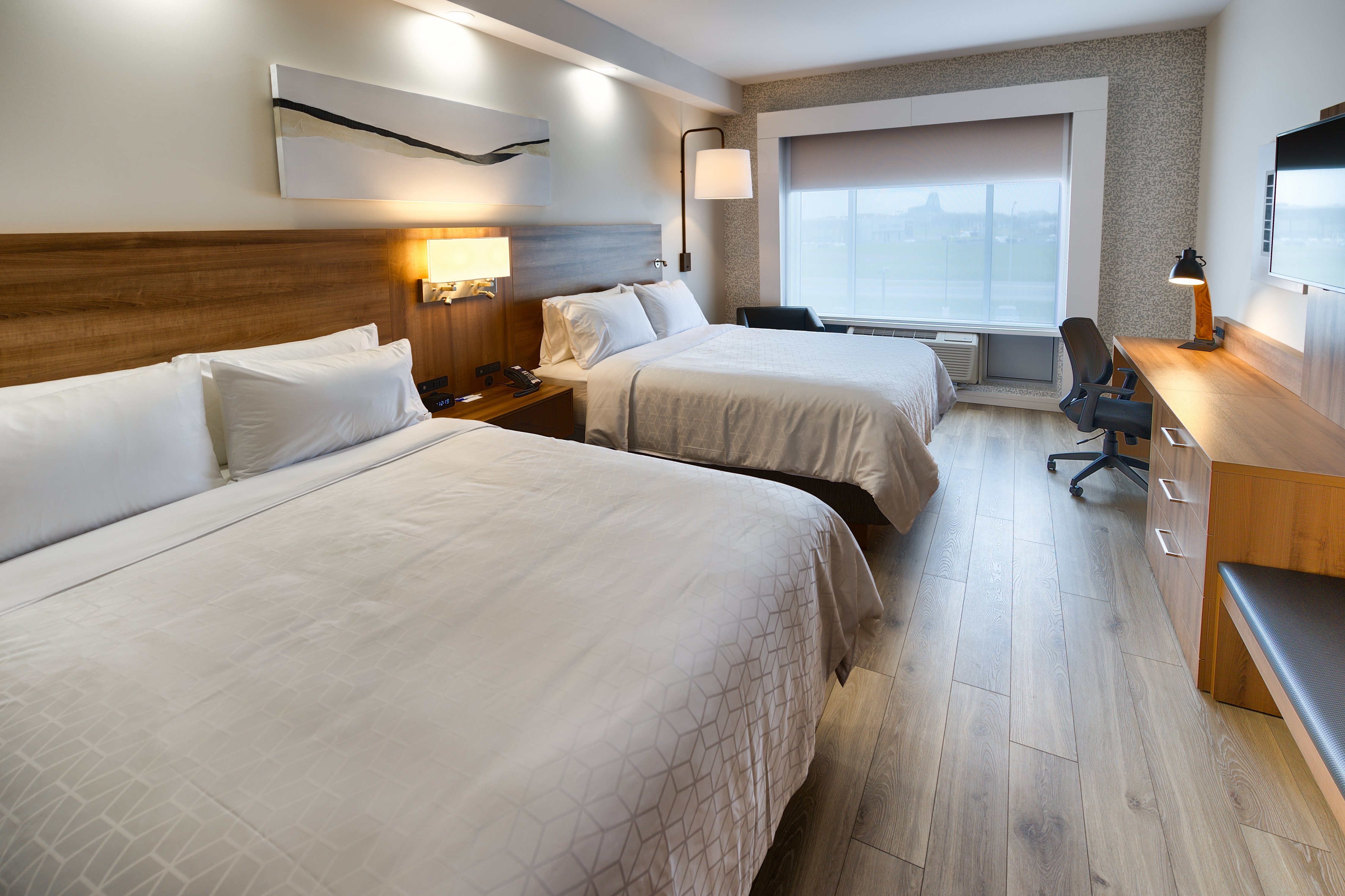 Holiday Inn Express Suites Trois Rivieres Ouest 28/72